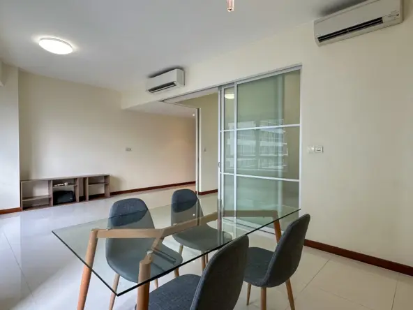 The Sail @ Marina Bay 1 Bedroom Living Room Pictures